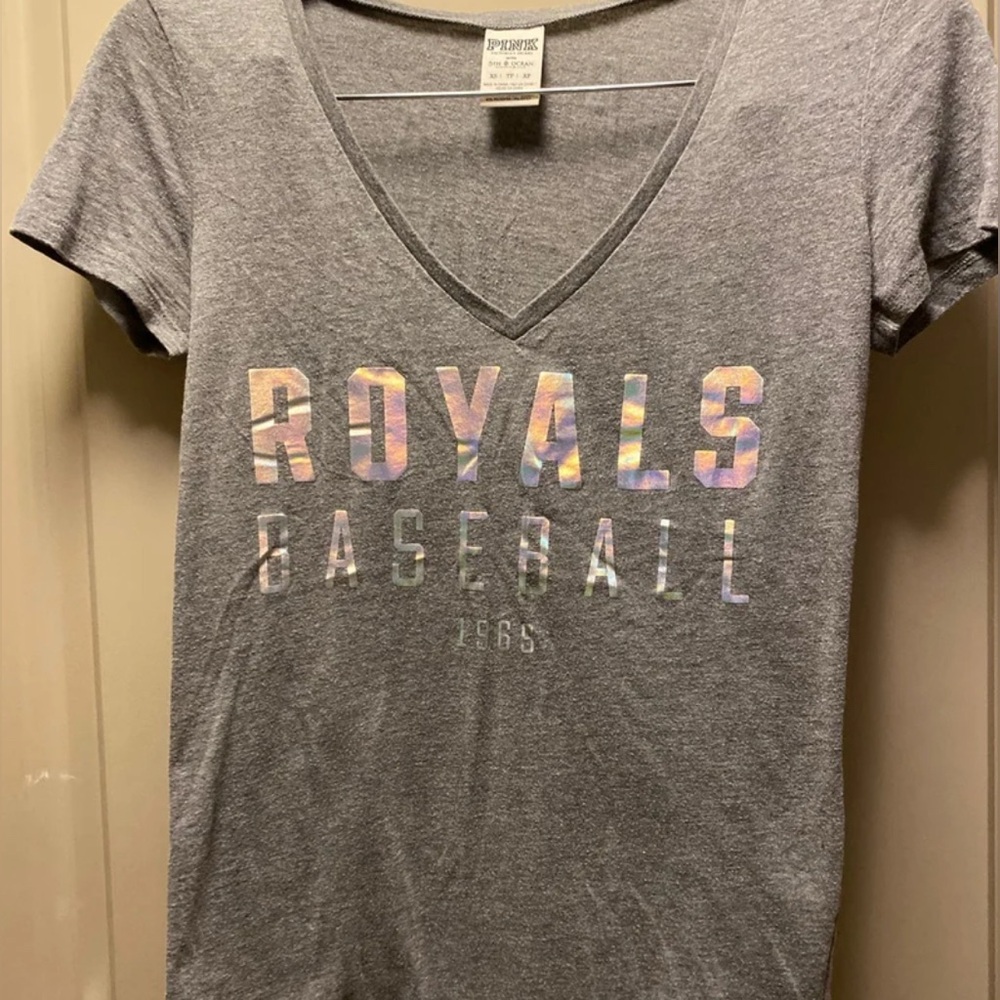 Victorias Secret PINK Kansas City Royals grey baseball t-shirt. Size XS